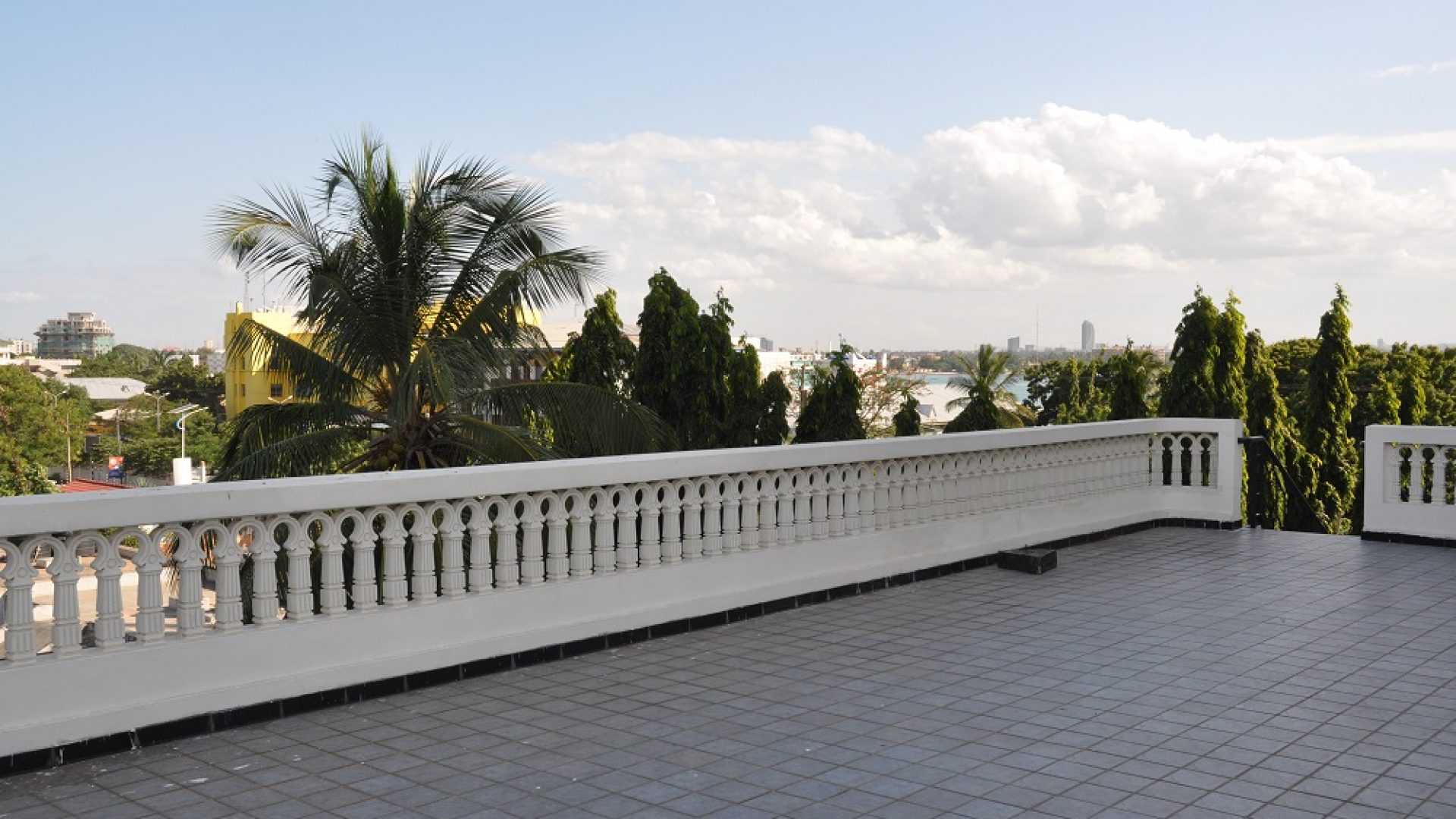 Rooftop Terrace of the 3 Bedroom Furnished Condos Dar es Salaam by Tanganyika Estate Agents
