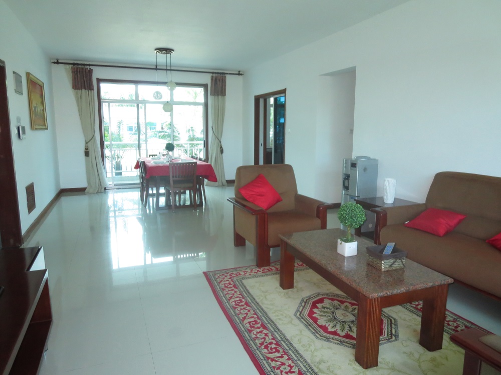 Three Bedroom Furnished Apartment in Oyster Bay