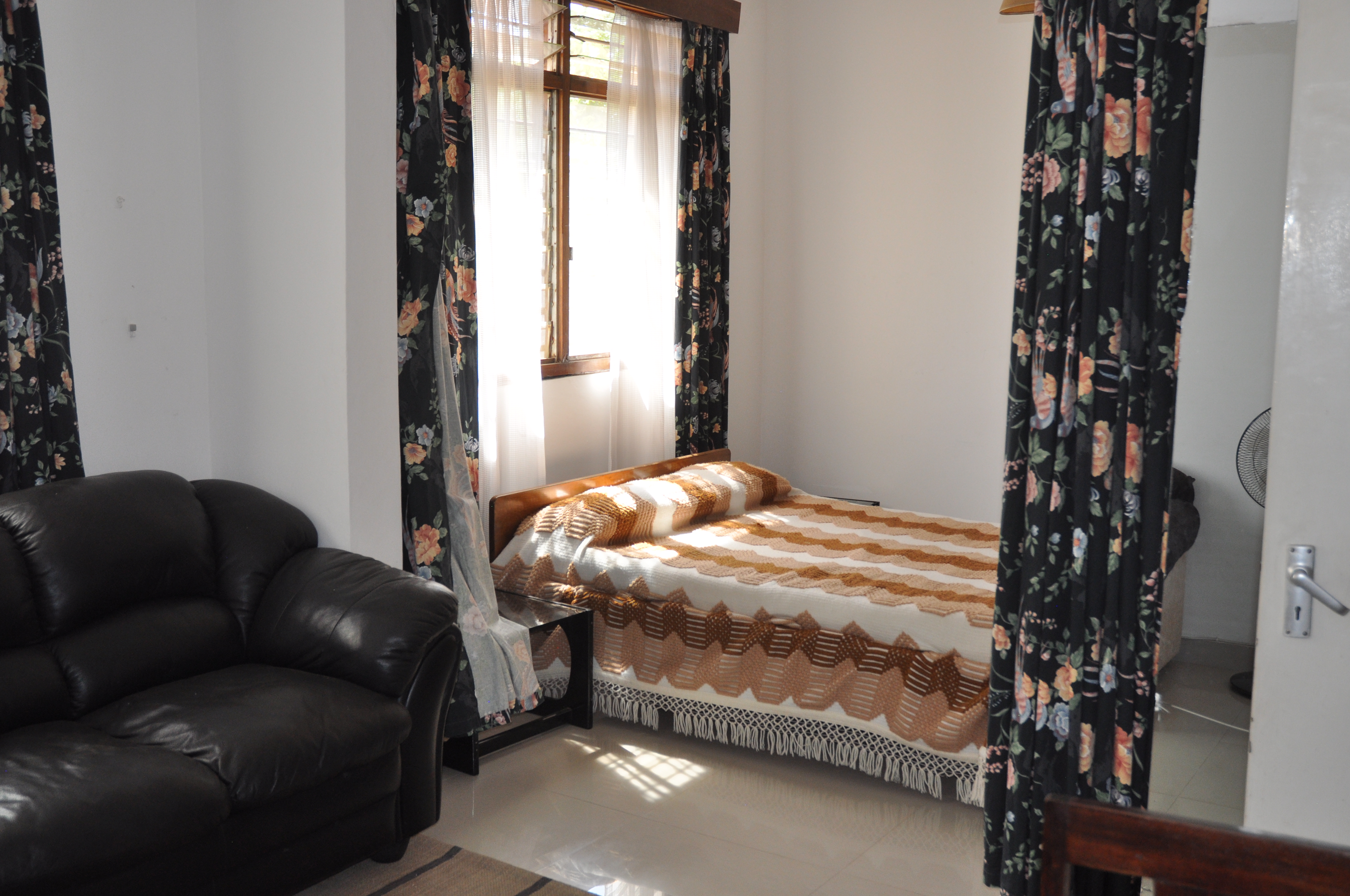 One Bedroom Studio Apartment in Themi Hill