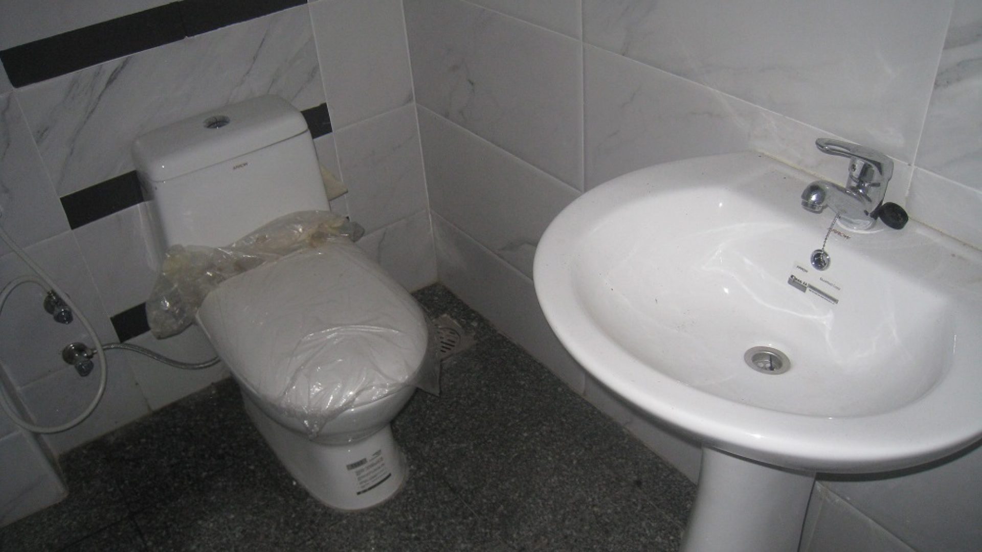 Bathroom of the Offices For Rent Regent Estate Dar es Salaam by Tanganyika Estate Agents