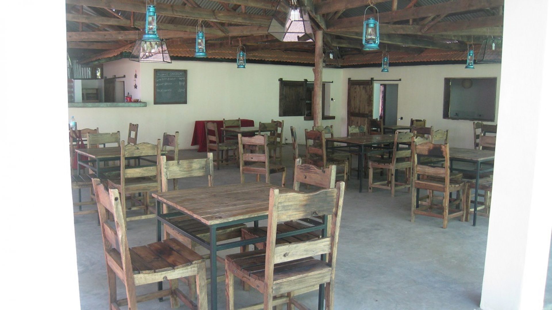 Restaurant for Sale in the Corridor Area