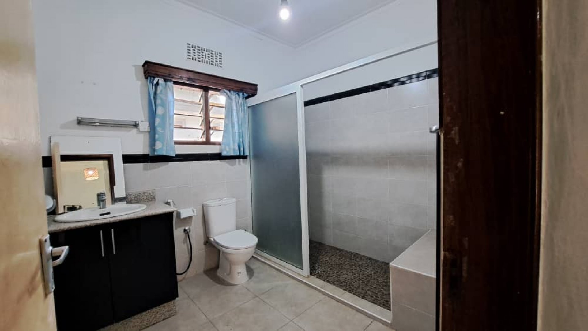 Four Bedroom Furnished House in Olorien