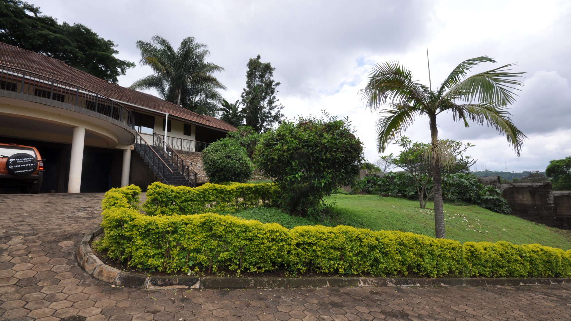 Lawn of the 4 Bedroom Home for Sale in Njiro, Arusha by Tanganyika Estate Agents