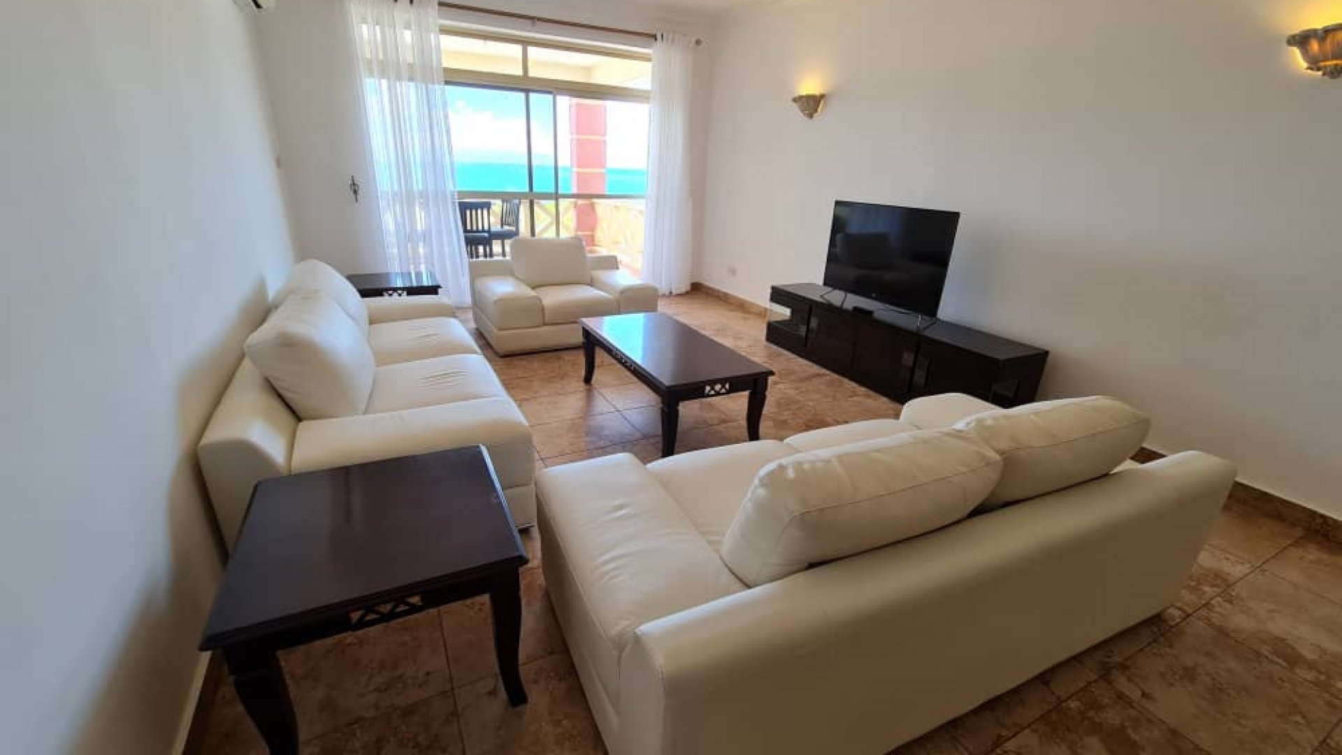 Three Bedroom Ocean View Apartment
