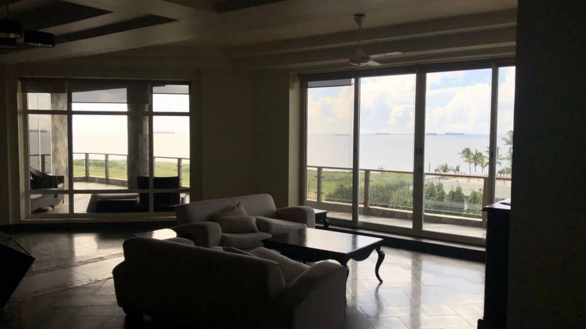 Three Bedroom Furnished Apartment in Oyster Bay