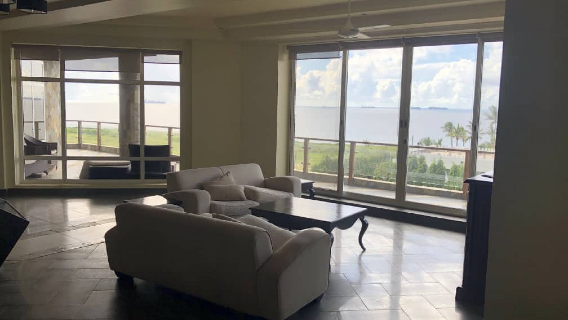 Three Bedroom Furnished Apartment in Oyster Bay