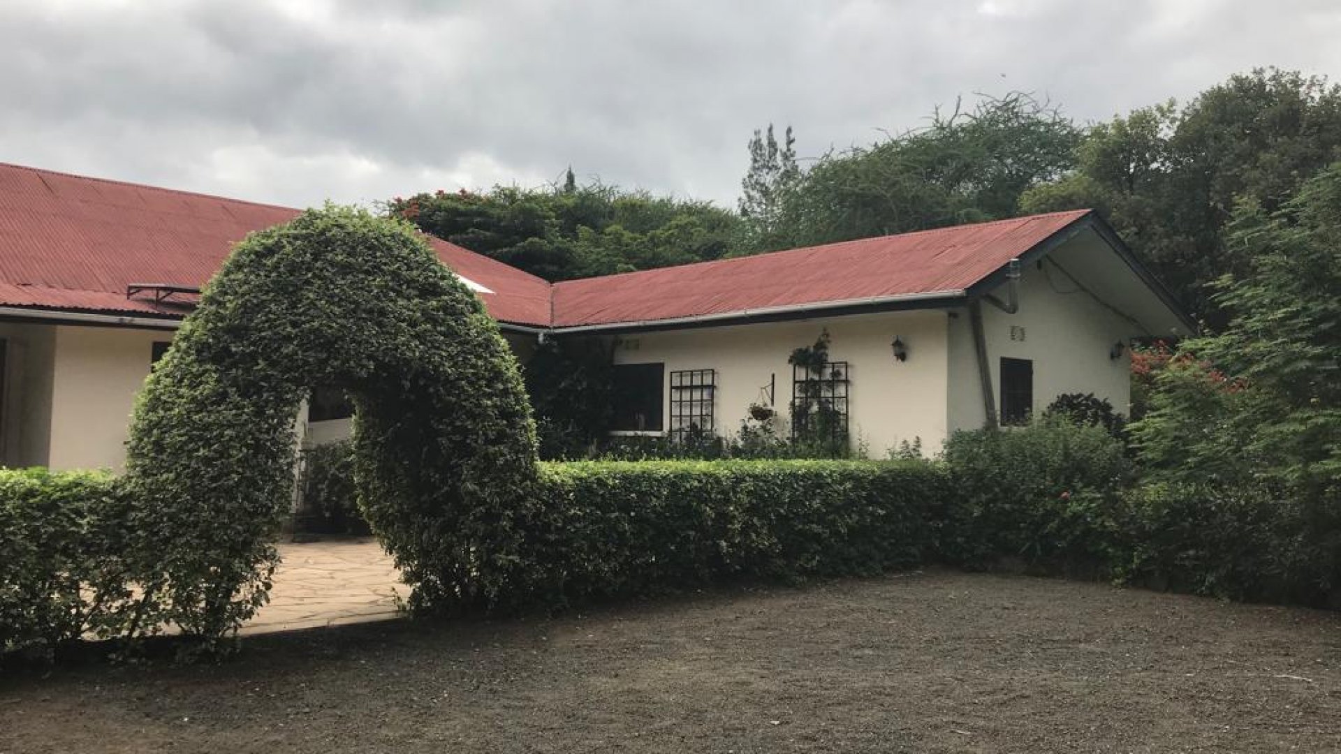 Five Bedroom Furnished House in Dolly Estate