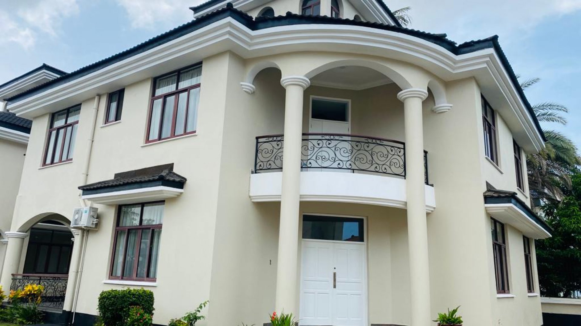 Four Bedroom Furnished Villas for Rent in Dar es Salaam