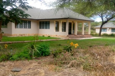 Two Bedroom Furnished House in Kili Golf