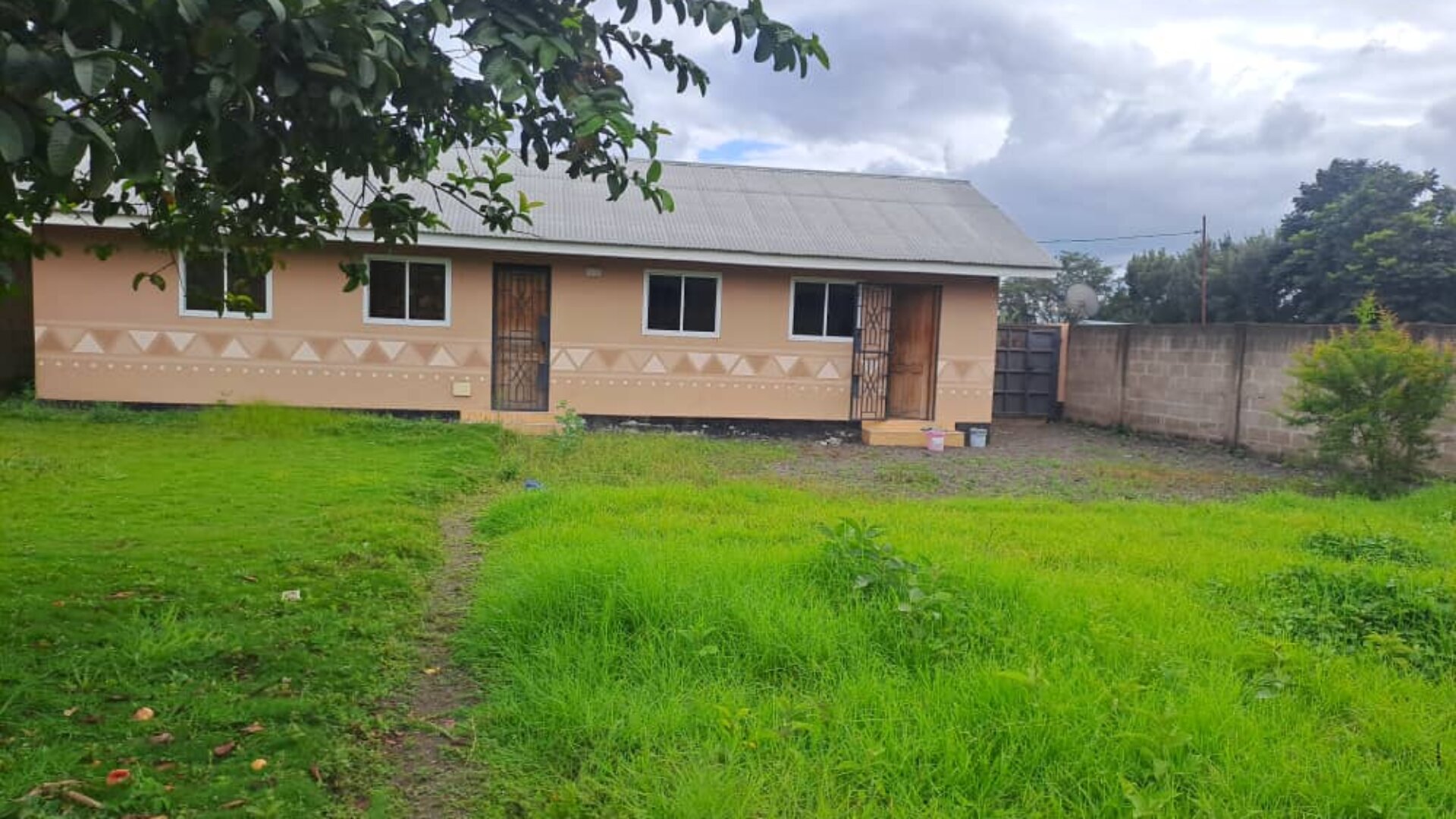 Commercial Property for Sale in Ngaramtoni