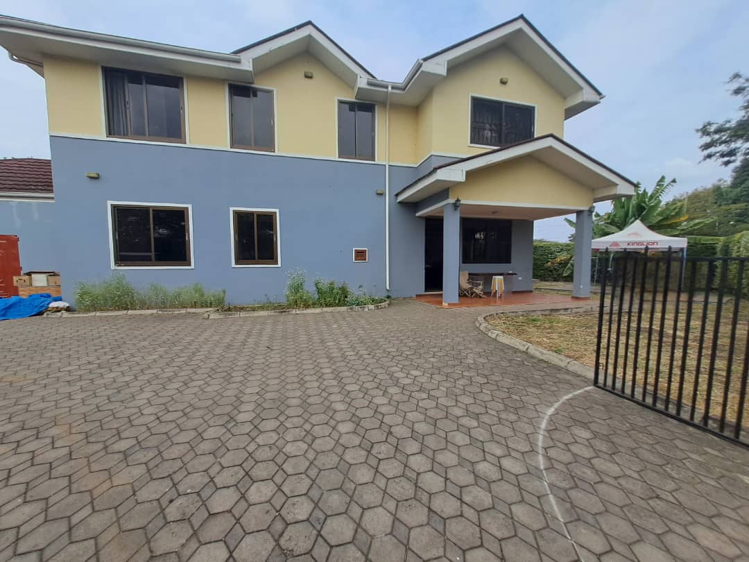 Spacious 4 Bedroom Houses For Sale