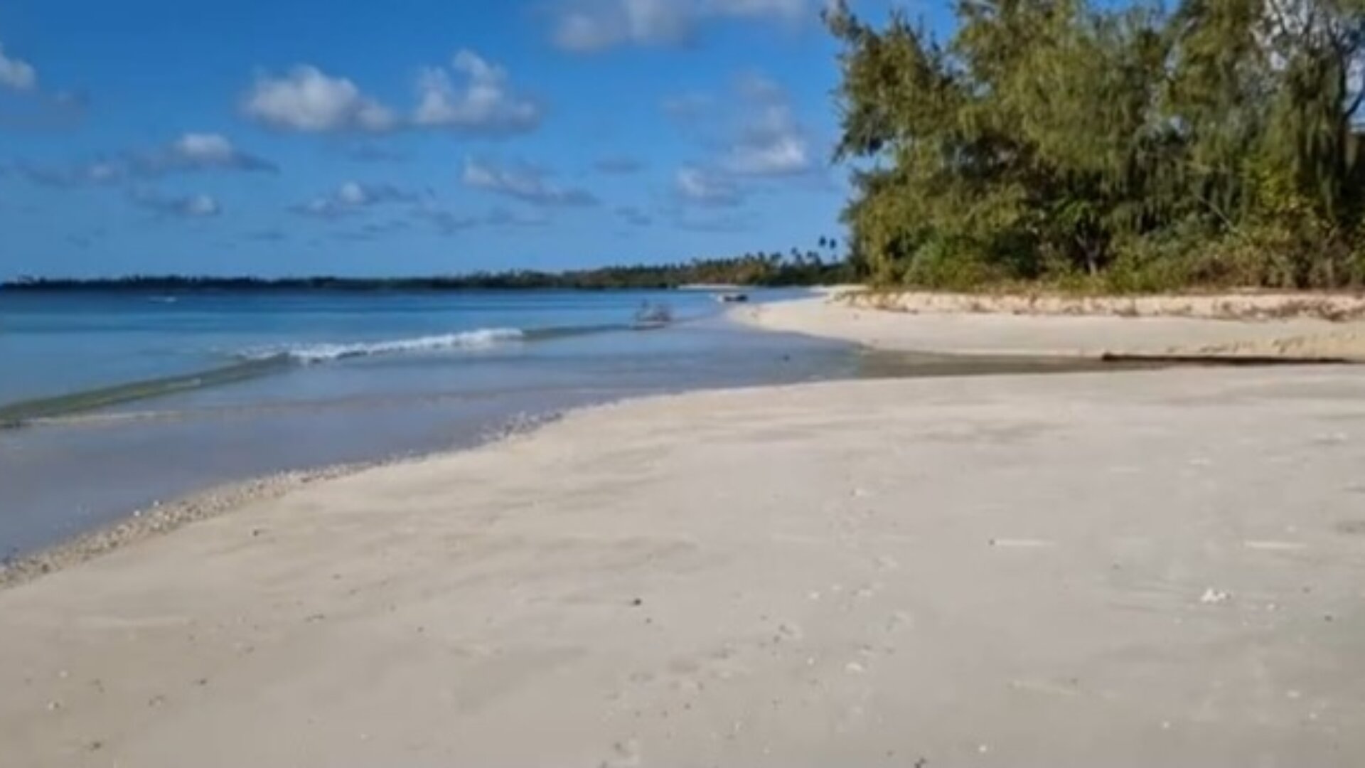 5 Acre Beachfront Property in North Mafia Island