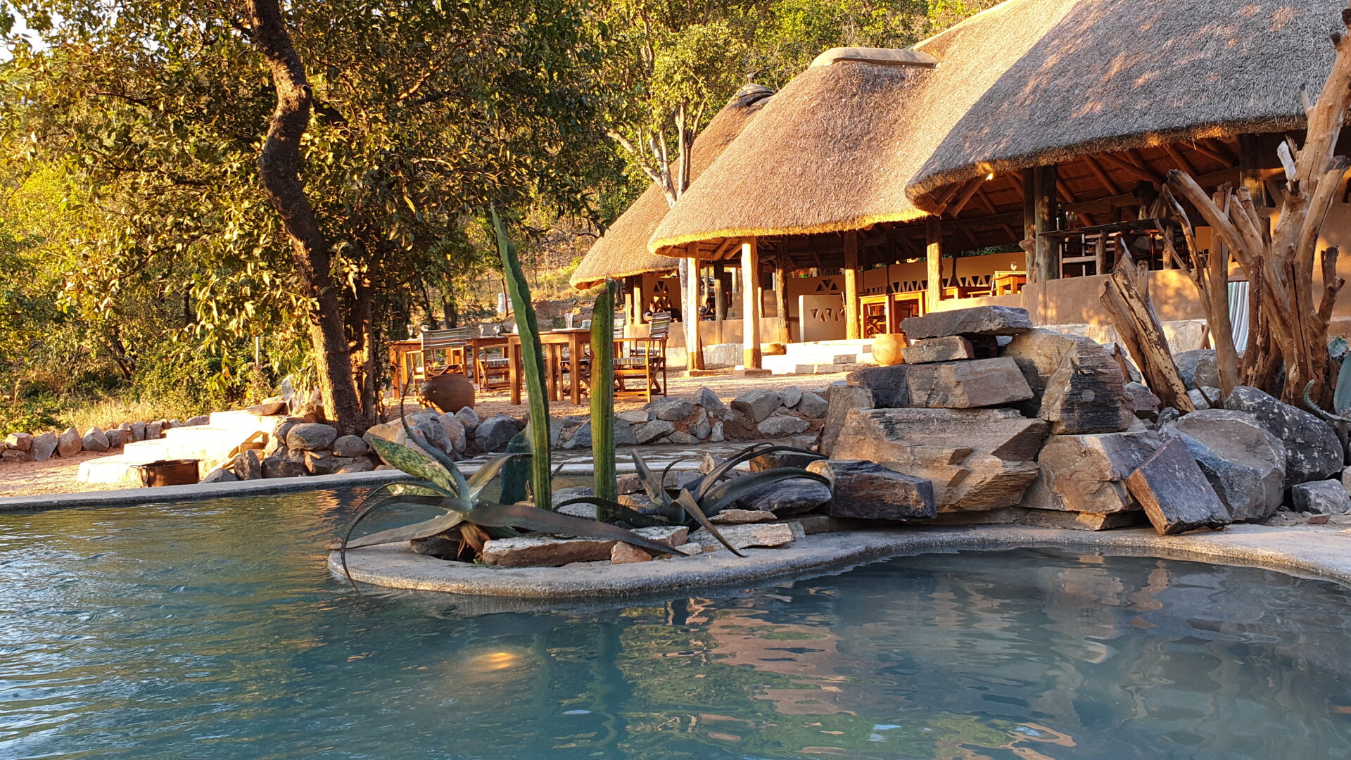 Elevated 22-bed Bush Camp just outside Ruaha National Park